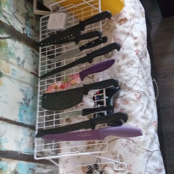 Household items - Picture 3 of 8